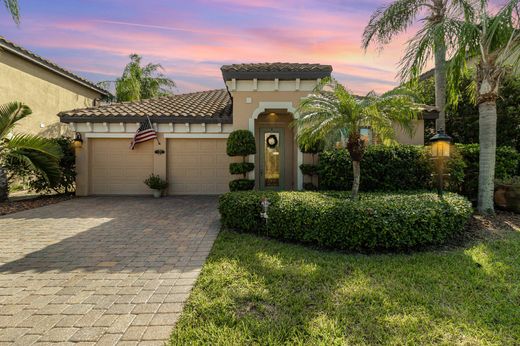 Detached House in Satellite Beach, Brevard County