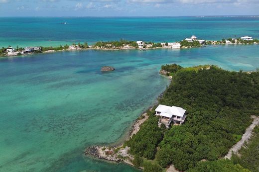 Detached House in Marsh Harbour, Central Abaco District