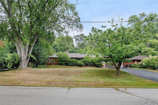 Detached House in Mississauga, Ontario