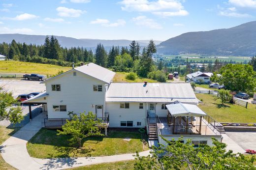 Maison individuelle à Salmon Arm, Colombie-Britannique