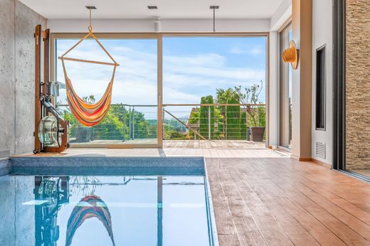 Casa en Prévessin-Moëns, Ain