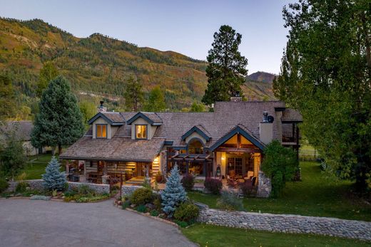 Luxury home in Durango, La Plata County