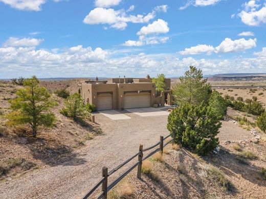 Detached House in Placitas, Sandoval County