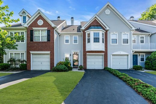Apartment in Holmdel, Monmouth County