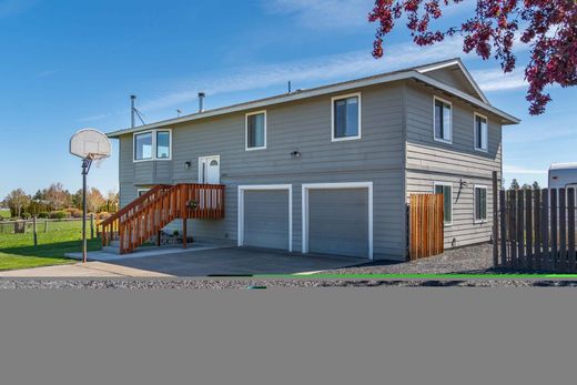 Luxury home in Bend, Deschutes County