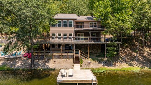 Detached House in Malvern, Hot Spring County