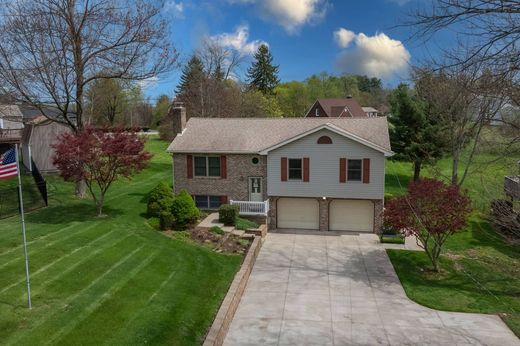 Luxury home in Beaver, Beaver County