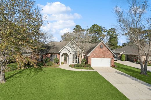 ‏בית חד-משפחתי ב  Covington, Saint Tammany Parish