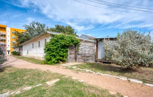 Apartment in San Antonio, Bexar County