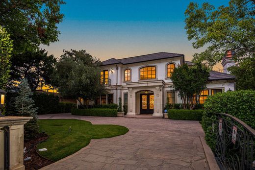 Смежная Вилла, Аркадия, Los Angeles County