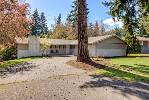 Luxury home in Bellevue, King County