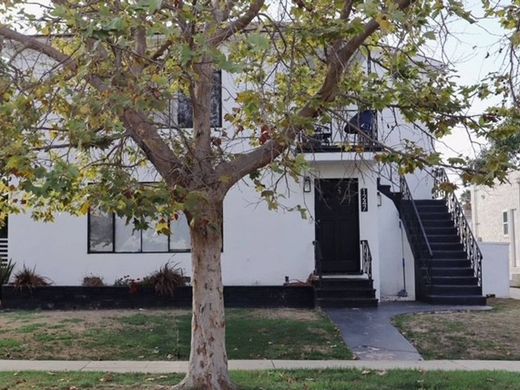 Dúplex en Los Ángeles, Los Angeles County