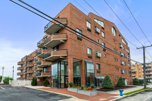 Apartamento - Long Beach, Nassau County