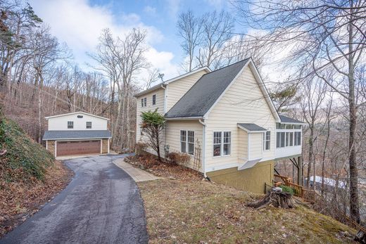 Vrijstaand huis in Asheville, Buncombe County