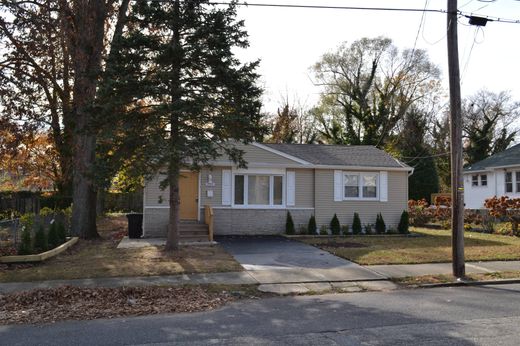 Detached House in Pleasantville, Atlantic County