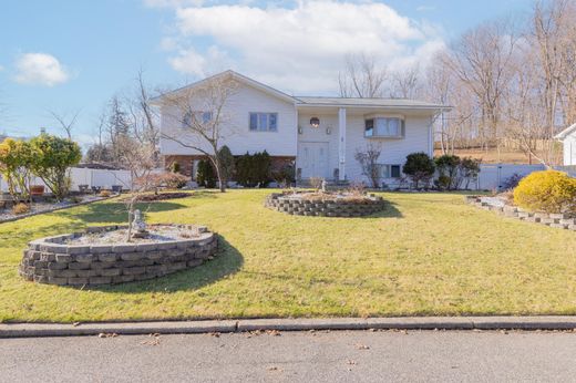 Detached House in Nanuet, Rockland County