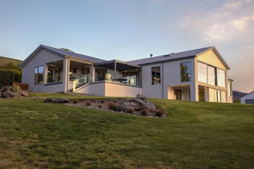 Luxury home in Cromwell, Central Otago District
