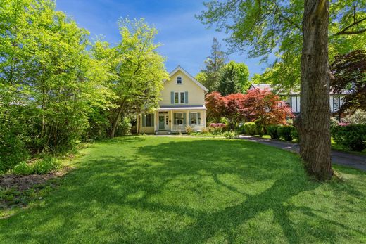 Vrijstaand huis in Cresskill, Bergen County