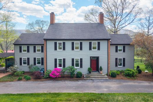 Detached House in Hot Springs, Bath County