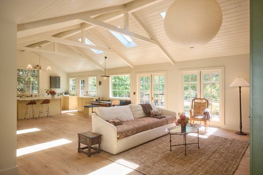 Luxury home in Ojai, Ventura County