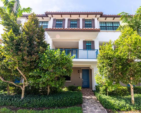 Townhouse in Pembroke Pines, Broward County