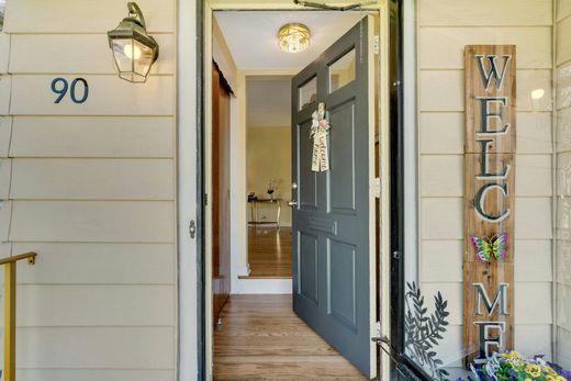 Luxury home in Paramus, Bergen County