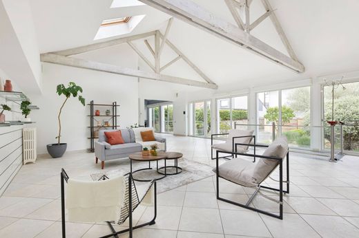 Einfamilienhaus in Nantes, Loire-Atlantique