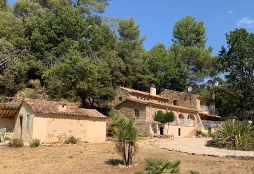 Detached House in Aups, Var