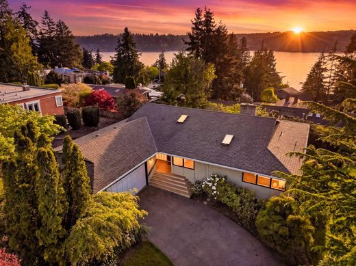 Casa Unifamiliare a Kenmore, King County