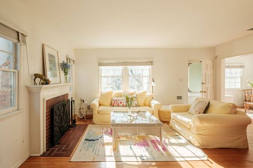 Dom jednorodzinny w West Hollywood, Los Angeles County