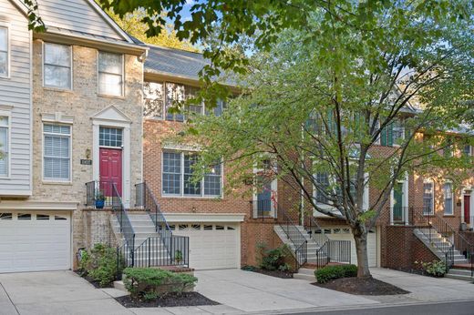 Luxury home in Rockville, Montgomery County