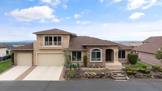 Detached House in Richland, Benton County