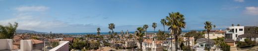 타운 하우스 / Redondo Beach, Los Angeles County