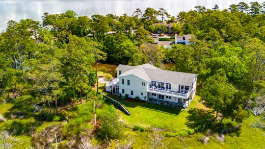Einfamilienhaus in Pine Knoll Shores, Carteret County