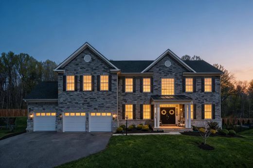 Luxury home in Bowie, Prince Georges County