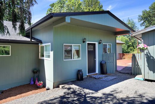 Casa en Lebanon, Linn County