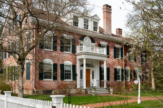 Apartment in Woodstock, Windsor County