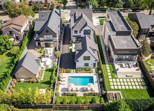 Detached House in Birmingham, Oakland County