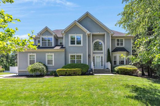 Detached House in Old Bridge, Middlesex County