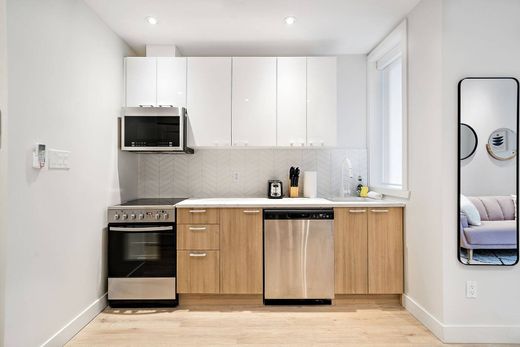 Квартира, Le Plateau-Mont-Royal, City of Montréal