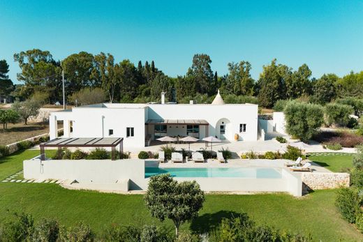 Villa in Ostuni, Provincia di Brindisi