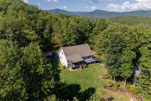 Einfamilienhaus in Old Fort, McDowell County