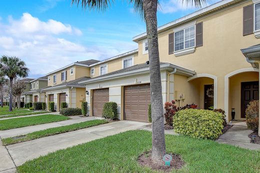 Townhouse in Tampa Oaks, Hillsborough County