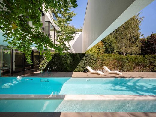 Detached House in Uccle, Brussels Capital Region