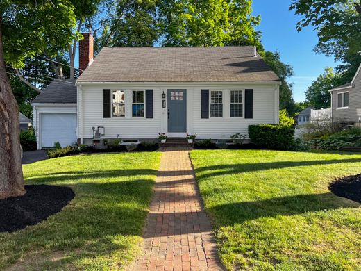 Detached House in Marlborough, Middlesex County