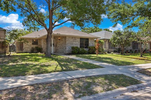 Detached House in New Braunfels, Comal County