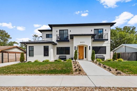 Detached House in Bentonville, Benton County