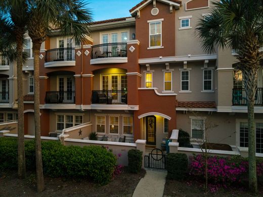 Townhouse in Fernandina Beach, Nassau County