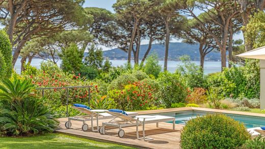 Detached House in Grimaud, Var