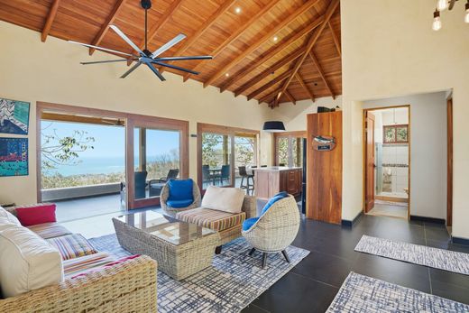 Detached House in Nosara, Nicoya